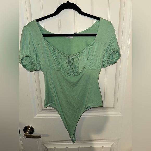 ASOS Short Sleeve Milkmaid Bodysuit in Sage Green Size 10 - Picture 3 of 8